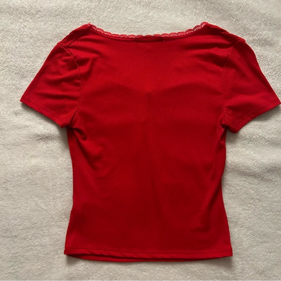 Vibe Cute Top - Picture 2 of 2